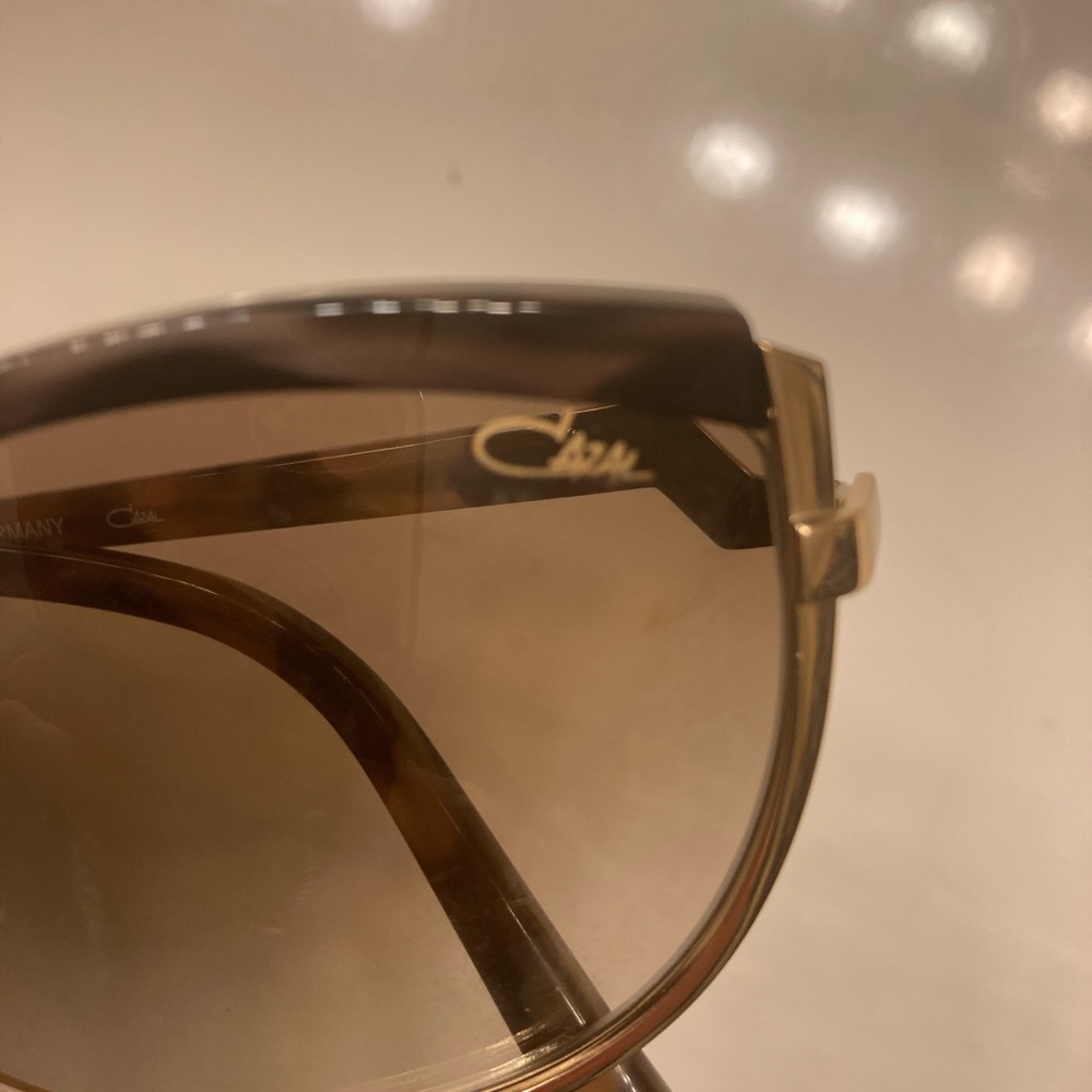 Sunglasses - Picture 2 of 4